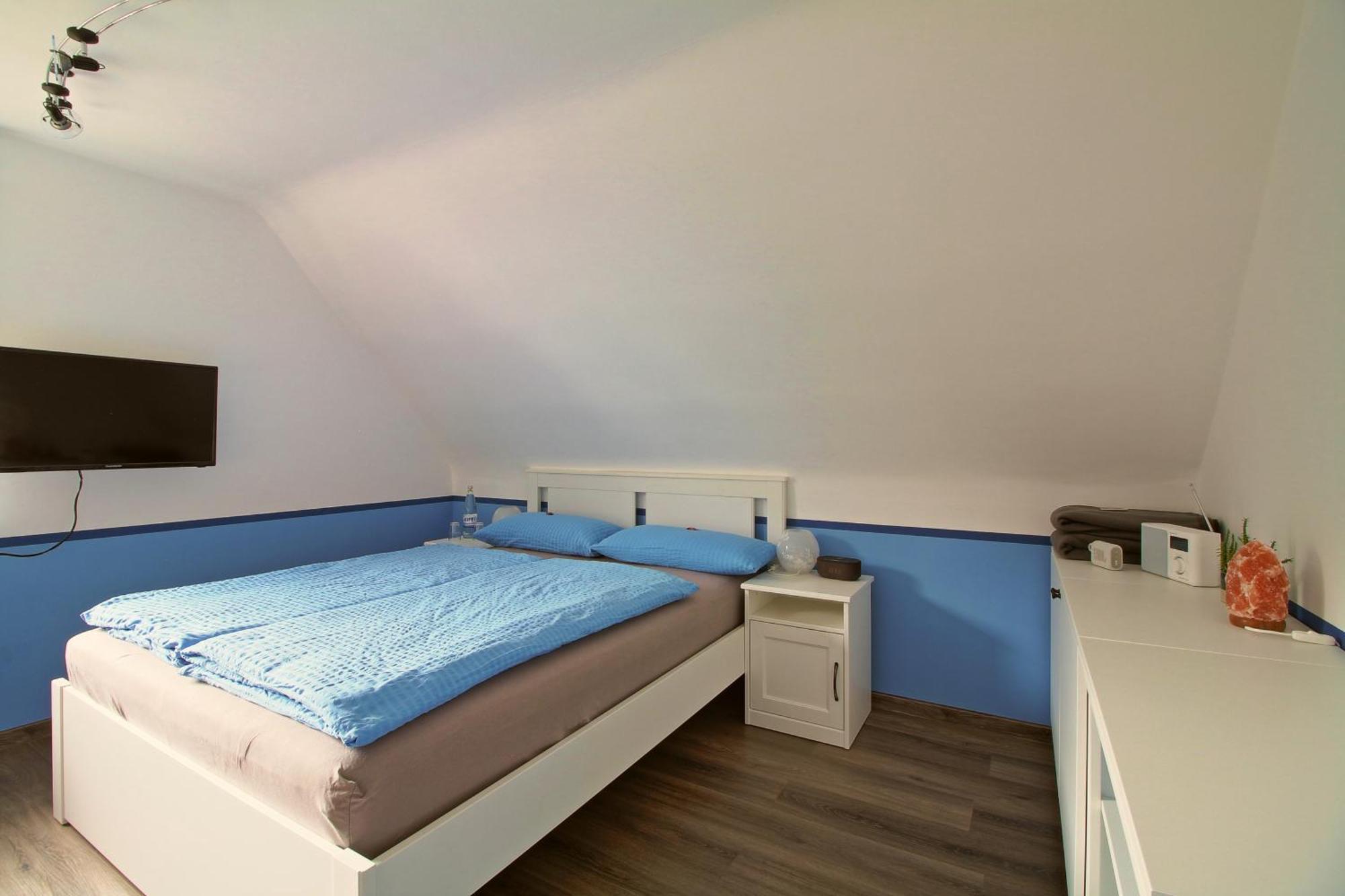 Toms Gaestehaus Шляйден Номер фото